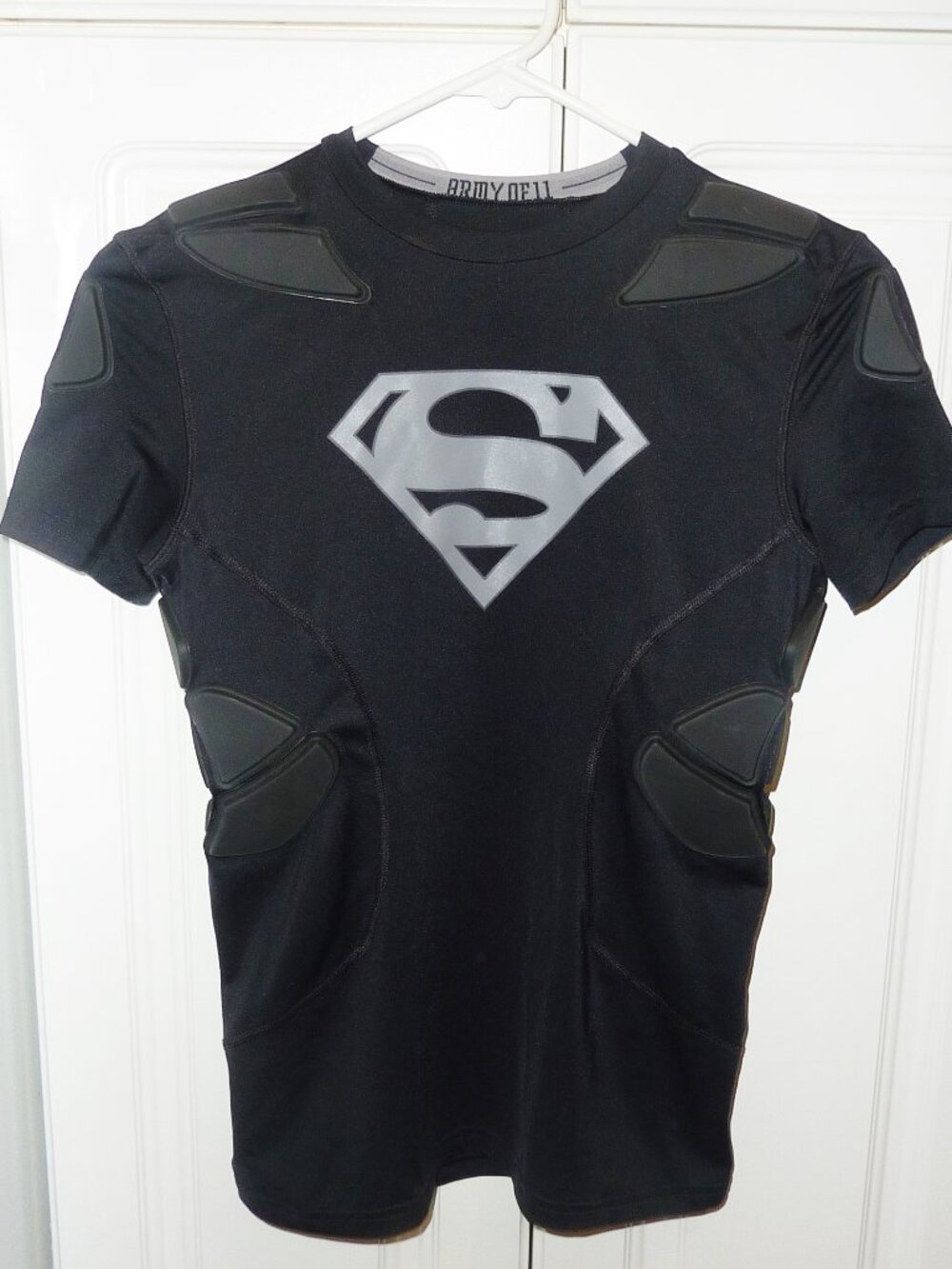 Mint! Under Armour Black Padded Football Compression Shirt Youth Large